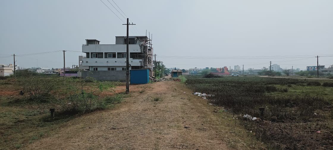 Plot for Sale in Sriram Nagar Eluru Road No.3 6 Site for sale in Eluru Sriram Nagar
