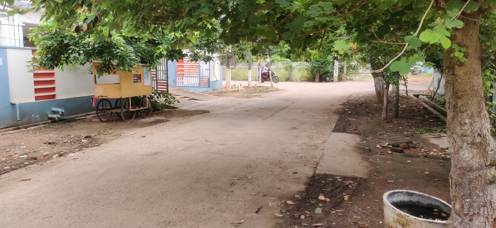 Site for Sale in Eluru Ashok Nagar 5 Commercial Site for Sale in R.R.Pet Eluru Brundavan Park area.